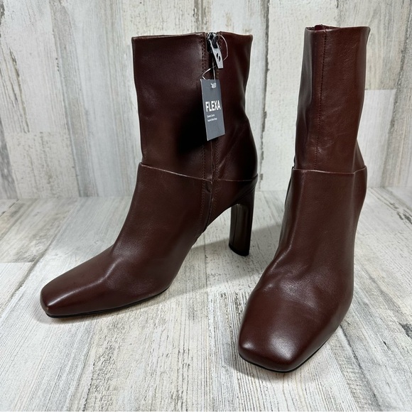 NEW SARTO by Franco Sarto Flexa Comfort Leather Bootie #1232 - Picture 4 of 12